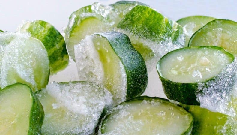 Как заморозить свежие огурцы в морозилке на зиму: пошаговая инструкция от подготовки овощей до их разморозки
