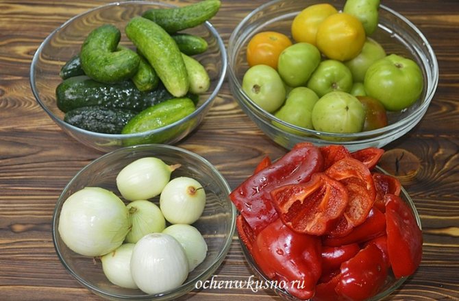 'Рецепт салата из зеленых помидор на зиму 